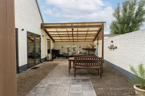 Medium property photo - Zuidhollandsedijk 141, 5171 TL Kaatsheuvel